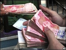 pakistani-rupees-money