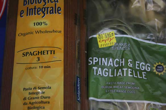 Si, Ã¨ organico: Select stores are stocked with wholemeal pasta and pasta made with free-range eggs. Photo: Bina Khan