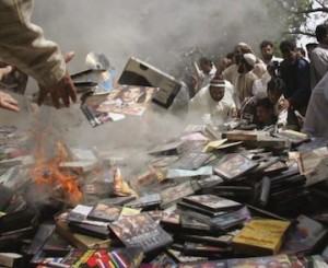 madrassah-lal-masjid-burn-dvds-cds