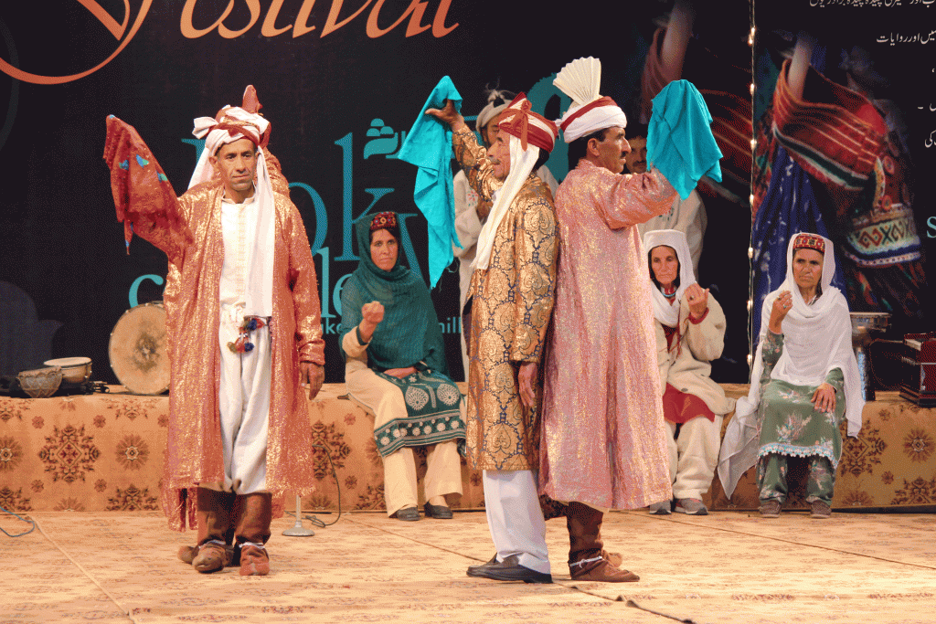 A-presentation-at-the-Nowruz--Festival,-2015