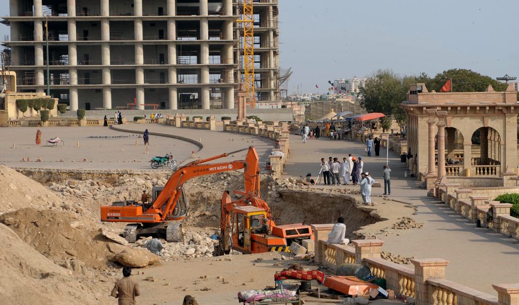 PAKISTAN-RELIGION-HINDUS-CONSTRUCTION